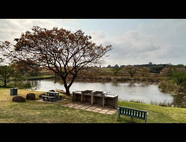 2 BEDROOM APARTMENT FOR SALE IN MANOR ESTATES